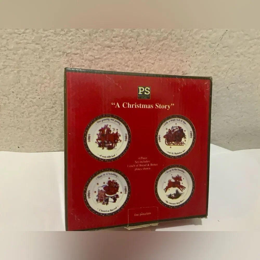 Portmeirion Studio “A Christmas Story” Set of 4 Dessert Plates